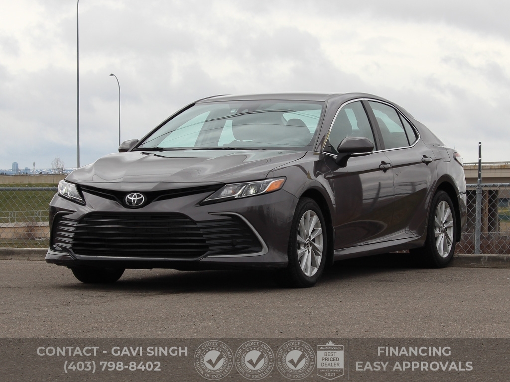 2021 Toyota Camry LE | CAMERA | LOW KM | CAR PLAY | 