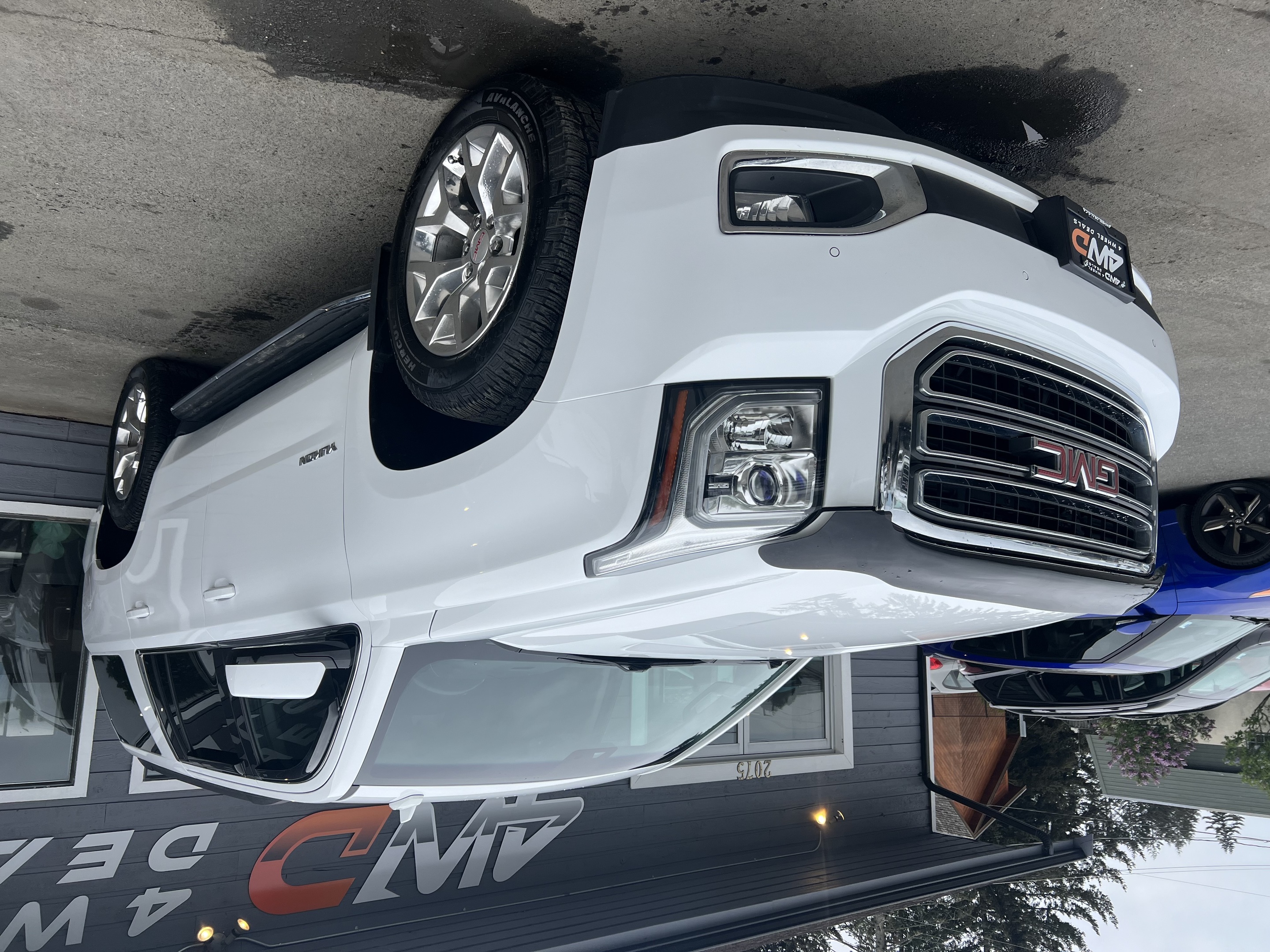 2017 GMC Yukon 4WD SLT