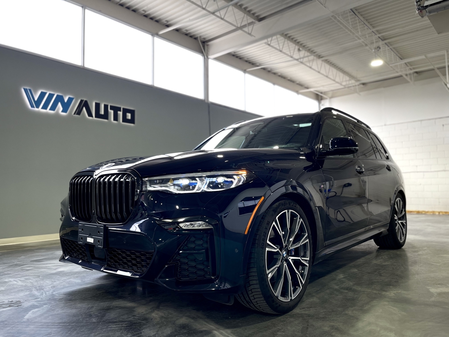 2020 BMW X7 M50i Ultimate package