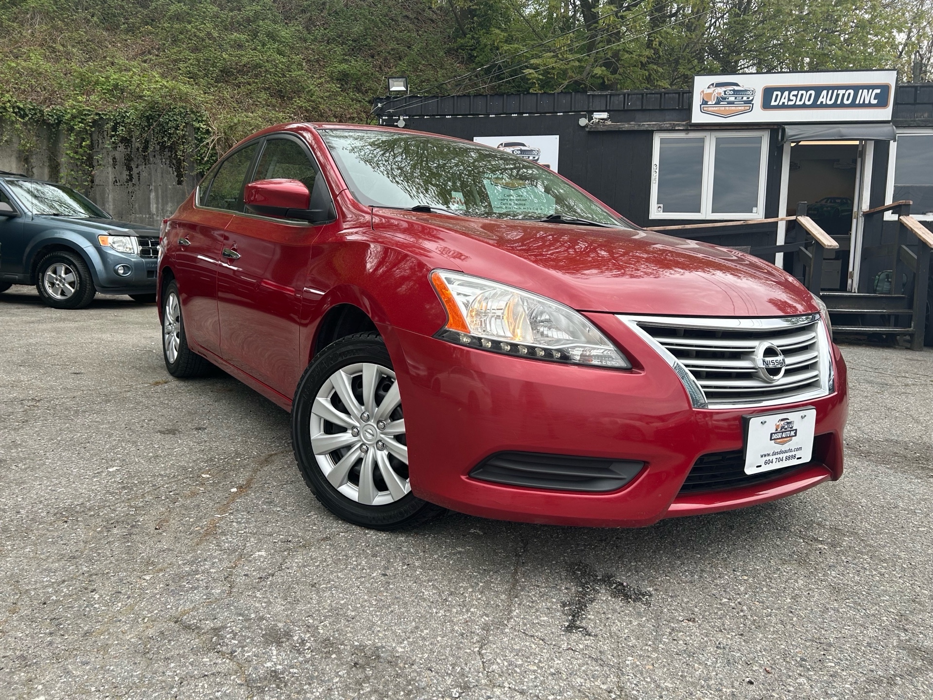 2013 Nissan Sentra S FWD - Low Km, No Accident!
