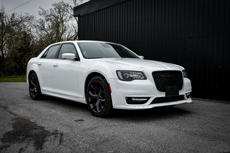 2022 Chrysler 300 Touring L  • HEATED LEATHER SEATS/STEERING • NAV
