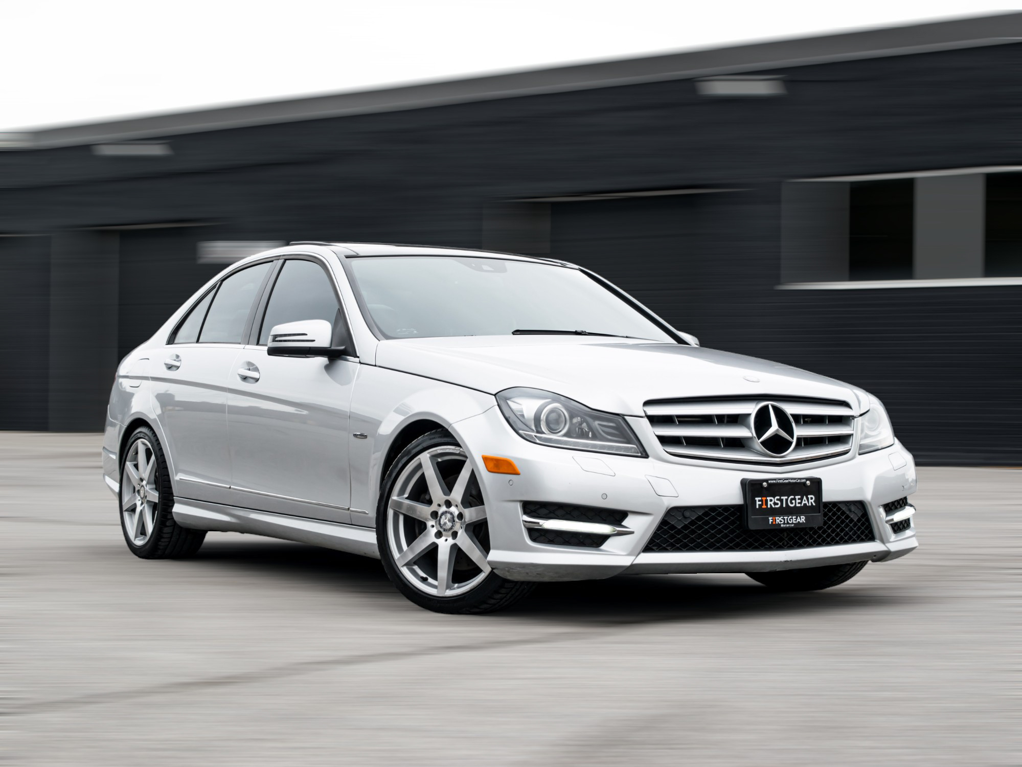 2012 Mercedes-Benz C-Class C 350-4MATIC-NAV-LOW KM-PRICE TO SELL