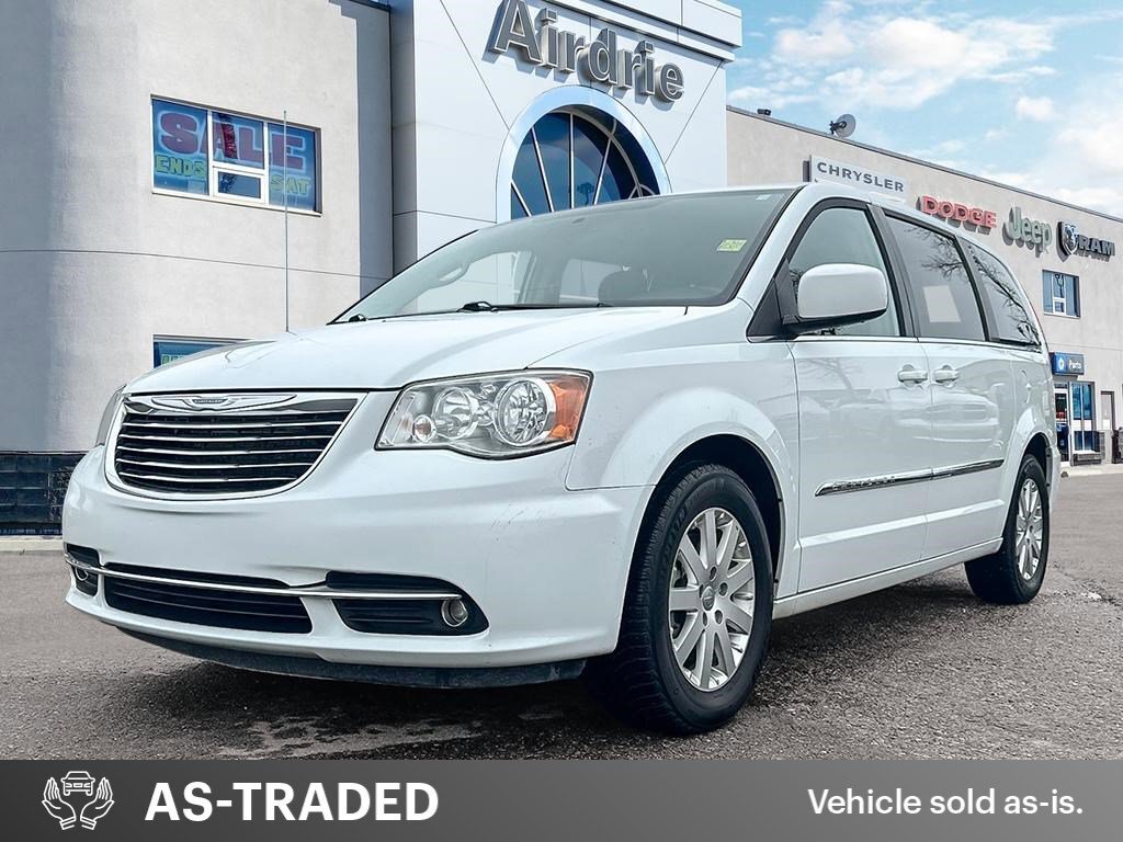 2016 Chrysler Town & Country Touring | Heated Seats | Backup Camera | Cloth Sea