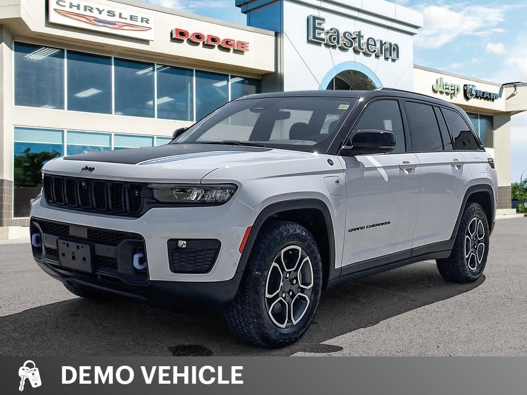 2022 Jeep Grand Cherokee 4xe Trailhawk | Integrated Off Road Camera | Heated Se