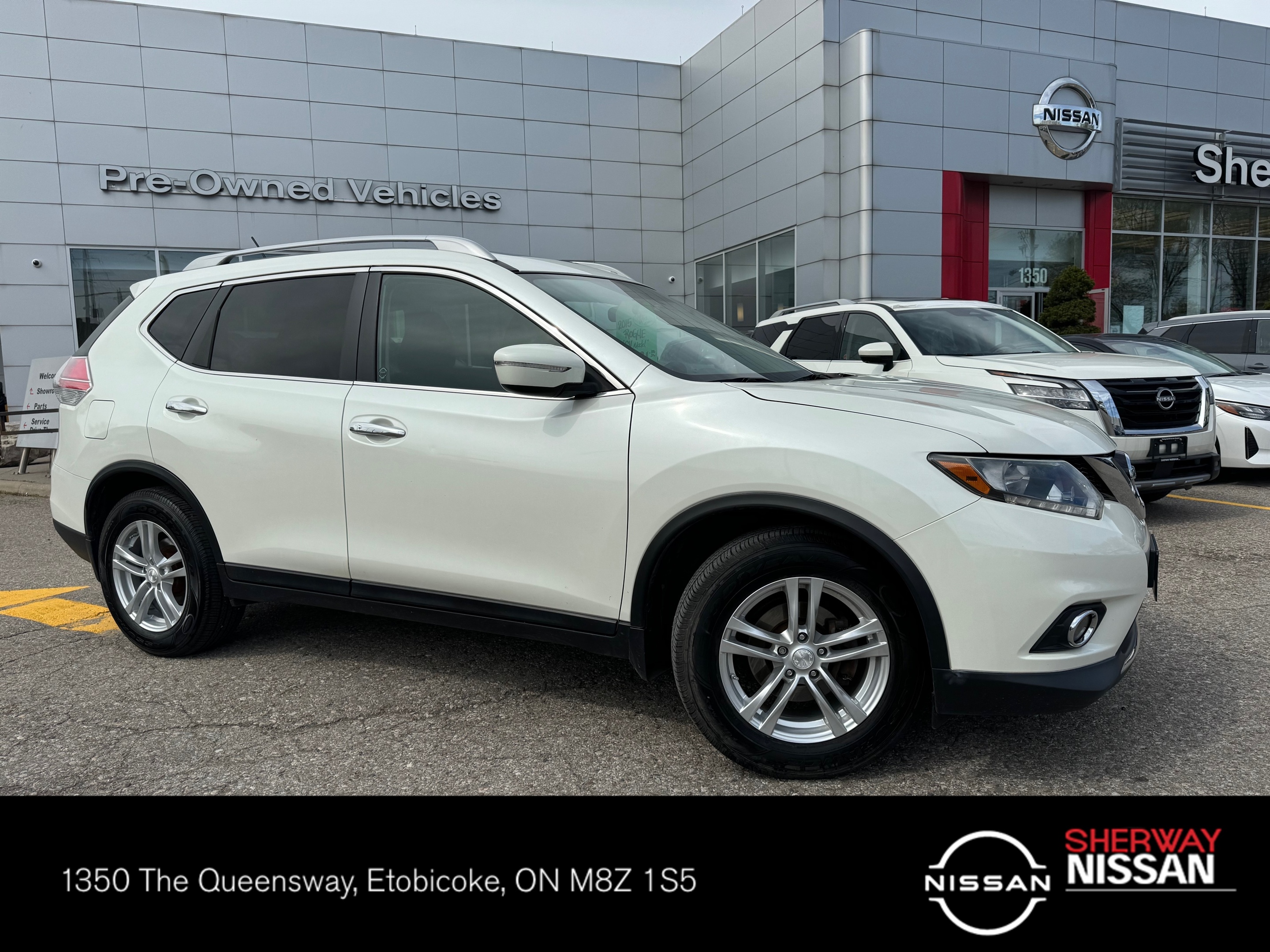 2015 Nissan Rogue LOW KM ONE OWNER TRADE.WELL MAINTAINED VEHICLE WIT