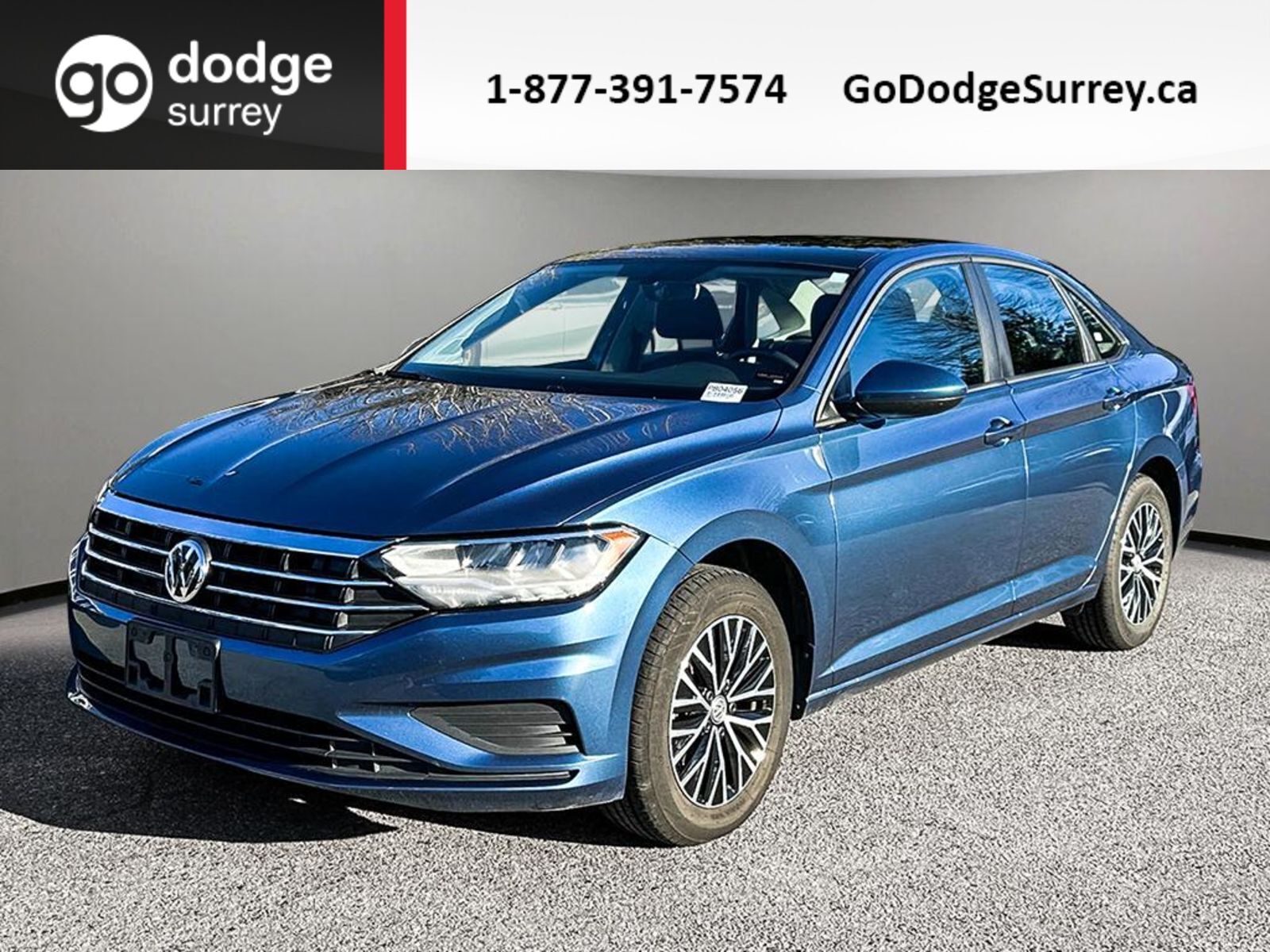 2020 Volkswagen Jetta Highline + LEATHER/SUNROOF/REAR VIEW CAM/APPLE CAR