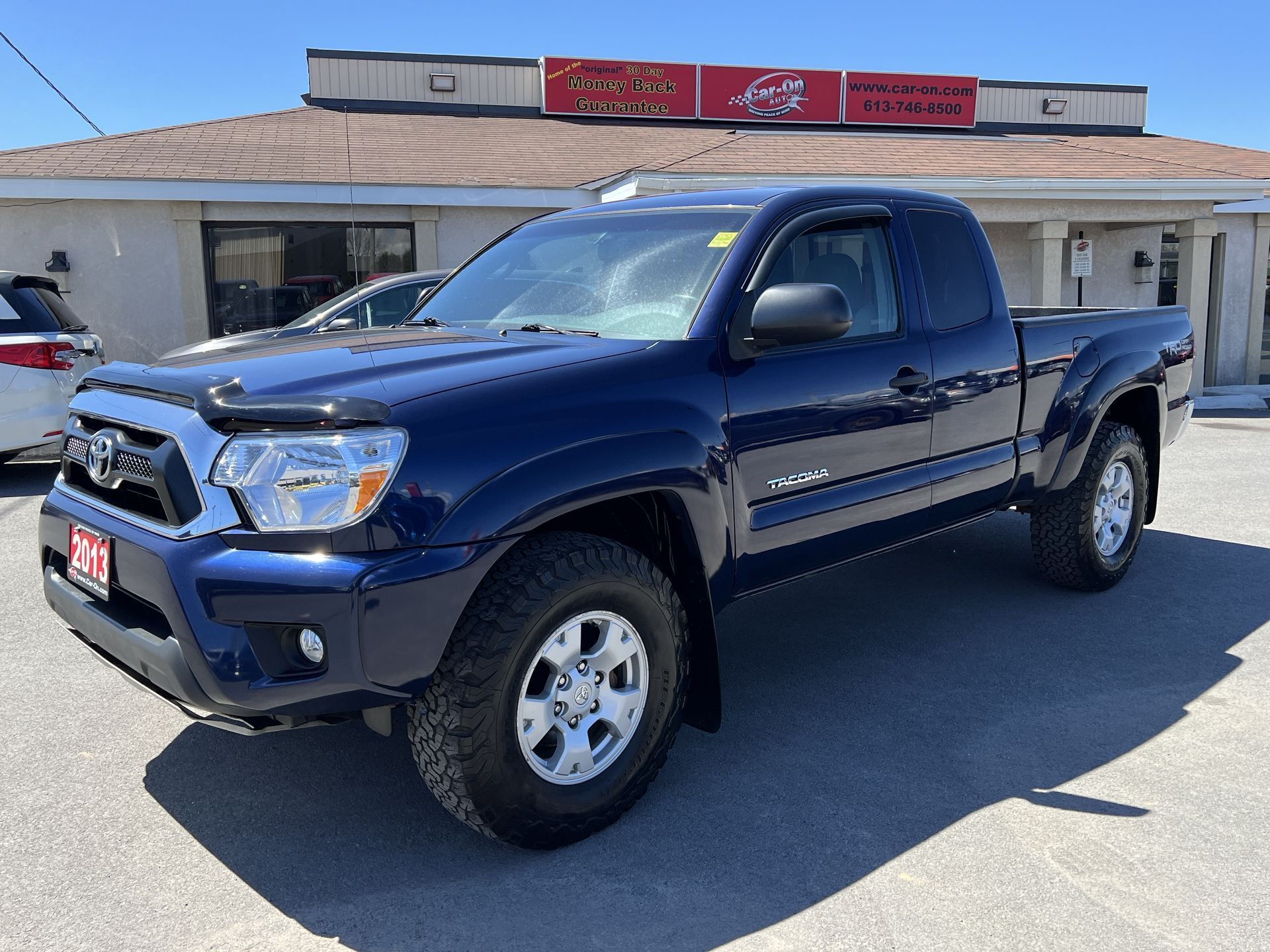2013 Toyota Tacoma V6 TRD OFF ROAD 4x4| REAR CAM| BLUETOOTH| LOW KMS!