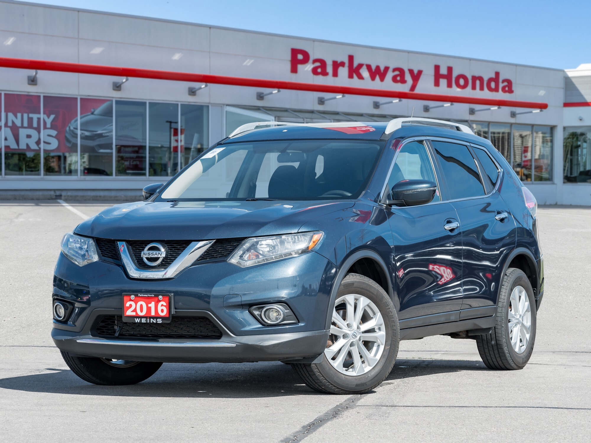 2016 Nissan Rogue SV SECURITY SYSTEM | HEATED SEATS | ALLOY WHEELS