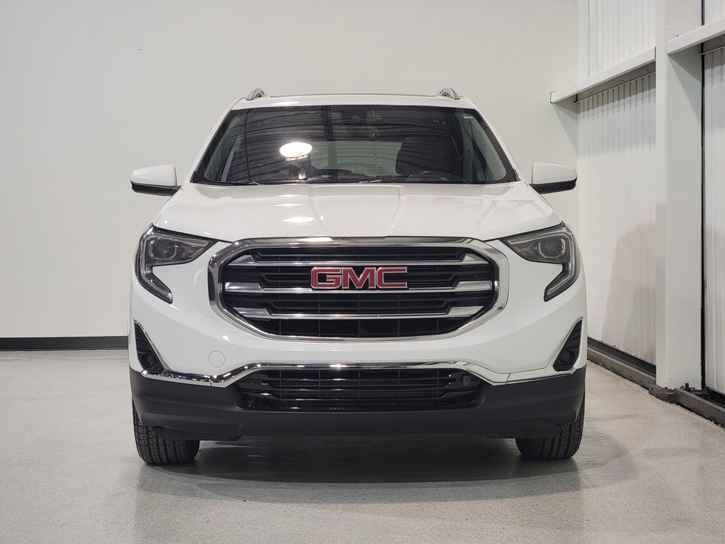 GMC Terrain 2018 Air conditioner, Navigation system, Electric mirrors, Power Seats, Electric windows, Speed regulator, Heated seats, Leather interior, Electric lock, Bluetooth, Mechanically opening tailgate, Panoramic sunroof, , rear-view camera, Adjustable power seat, Heated steering wheel, Steering wheel radio controls