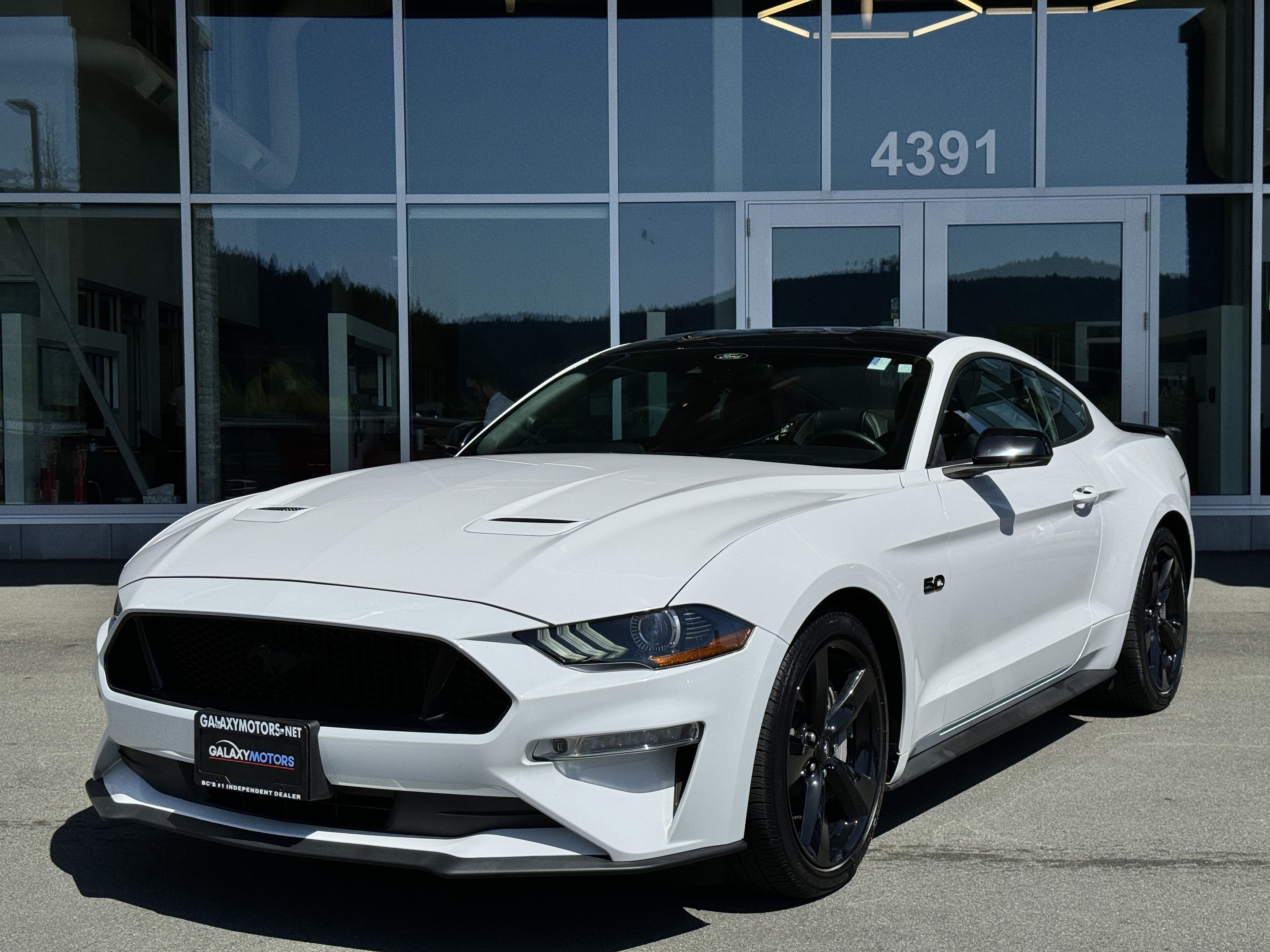 2021 Ford Mustang GT Premium RWD-Parking Sensors,Auto High-beam