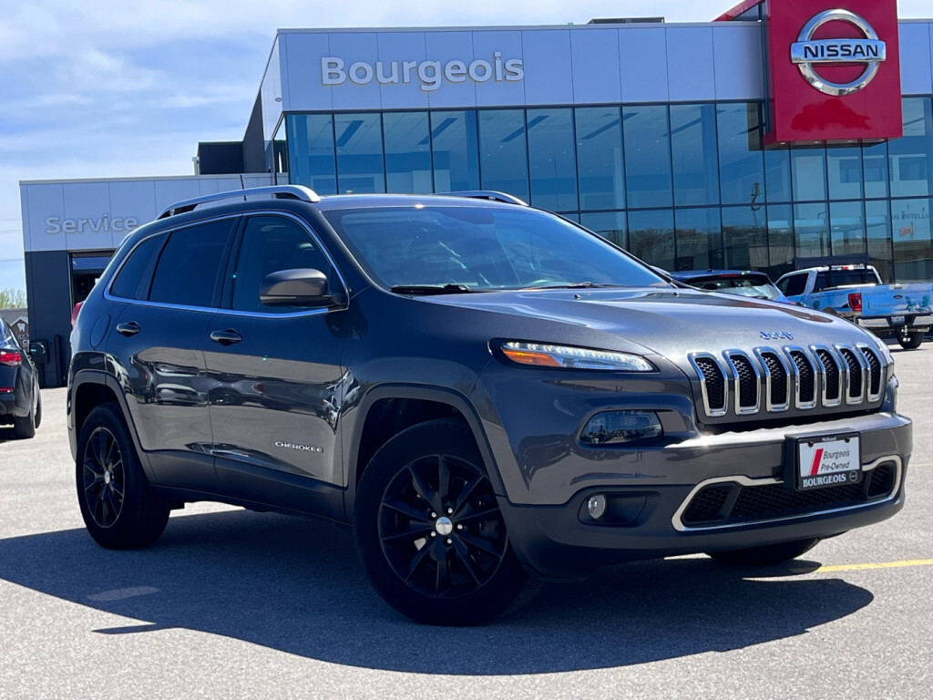 2016 Jeep Cherokee Limited  - Leather Seats -  Bluetooth