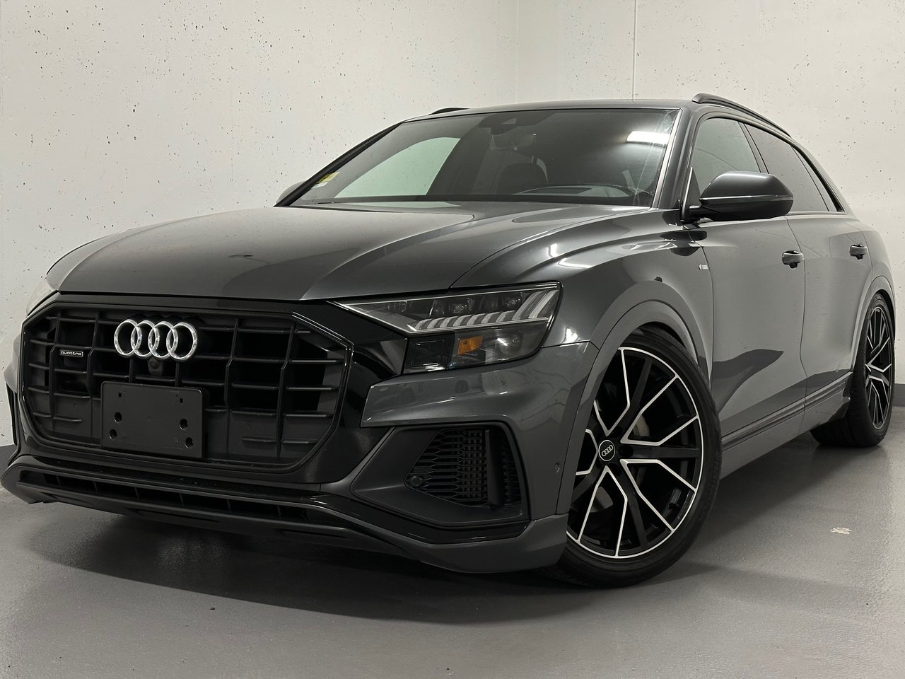 2021 Audi Q8 quattro Black Optics! 22&quot; Wheels!