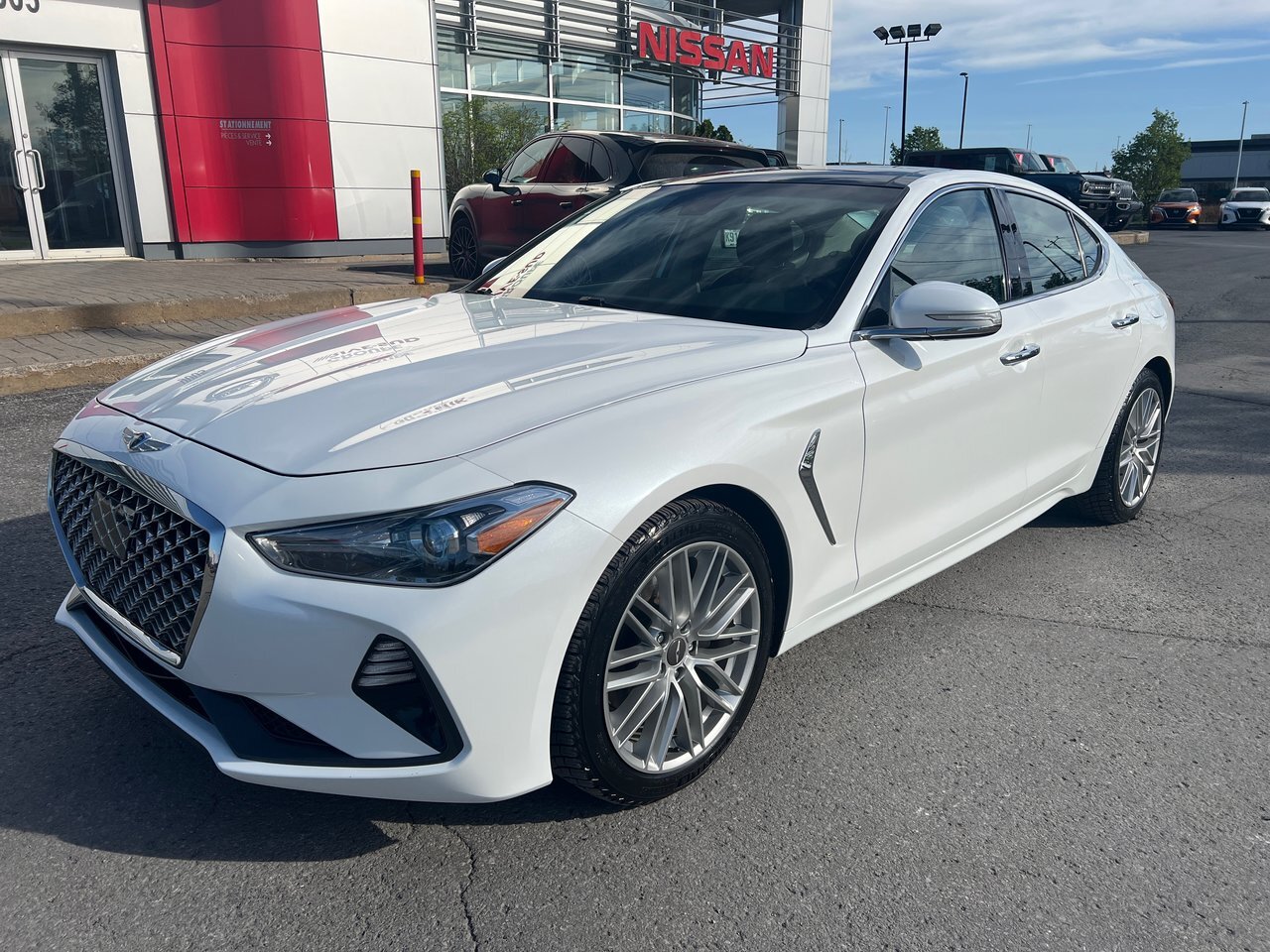 2021 Genesis G70 2.0T ELITE AWD** LEATHER SEATS // HEATED AND VENTI