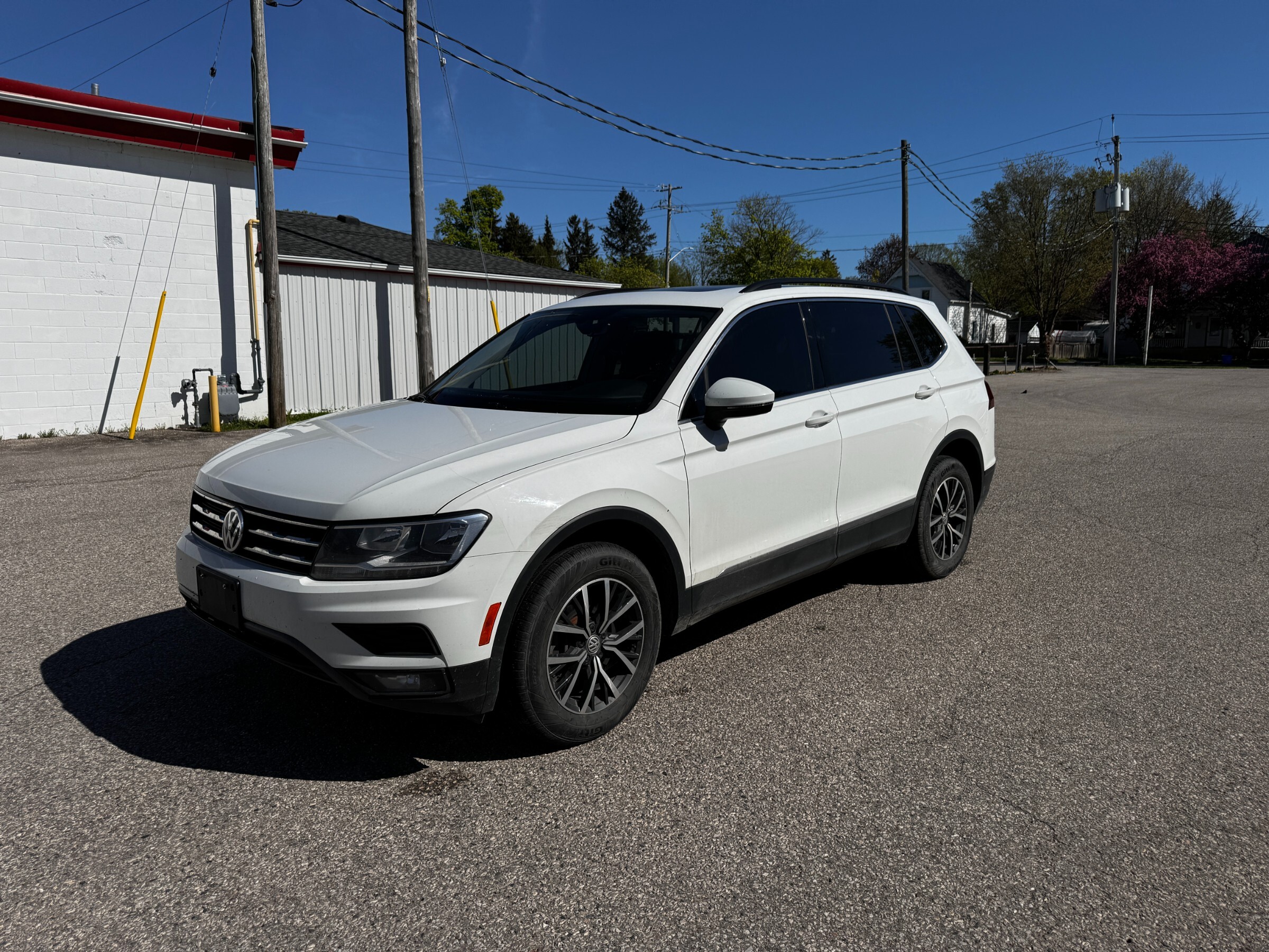2021 Volkswagen Tiguan Comfortline | AWD | Leatherette | Carplay/Android 