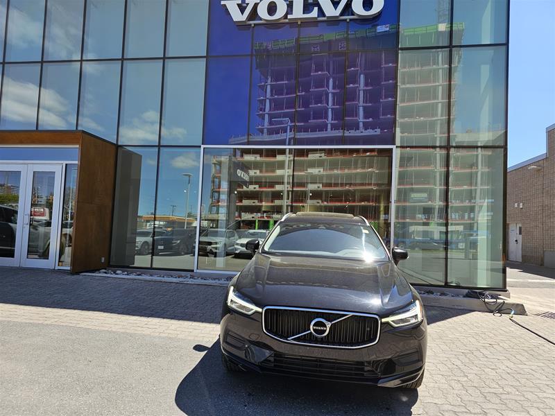 2018 Volvo XC60 T6 AWD Momentum