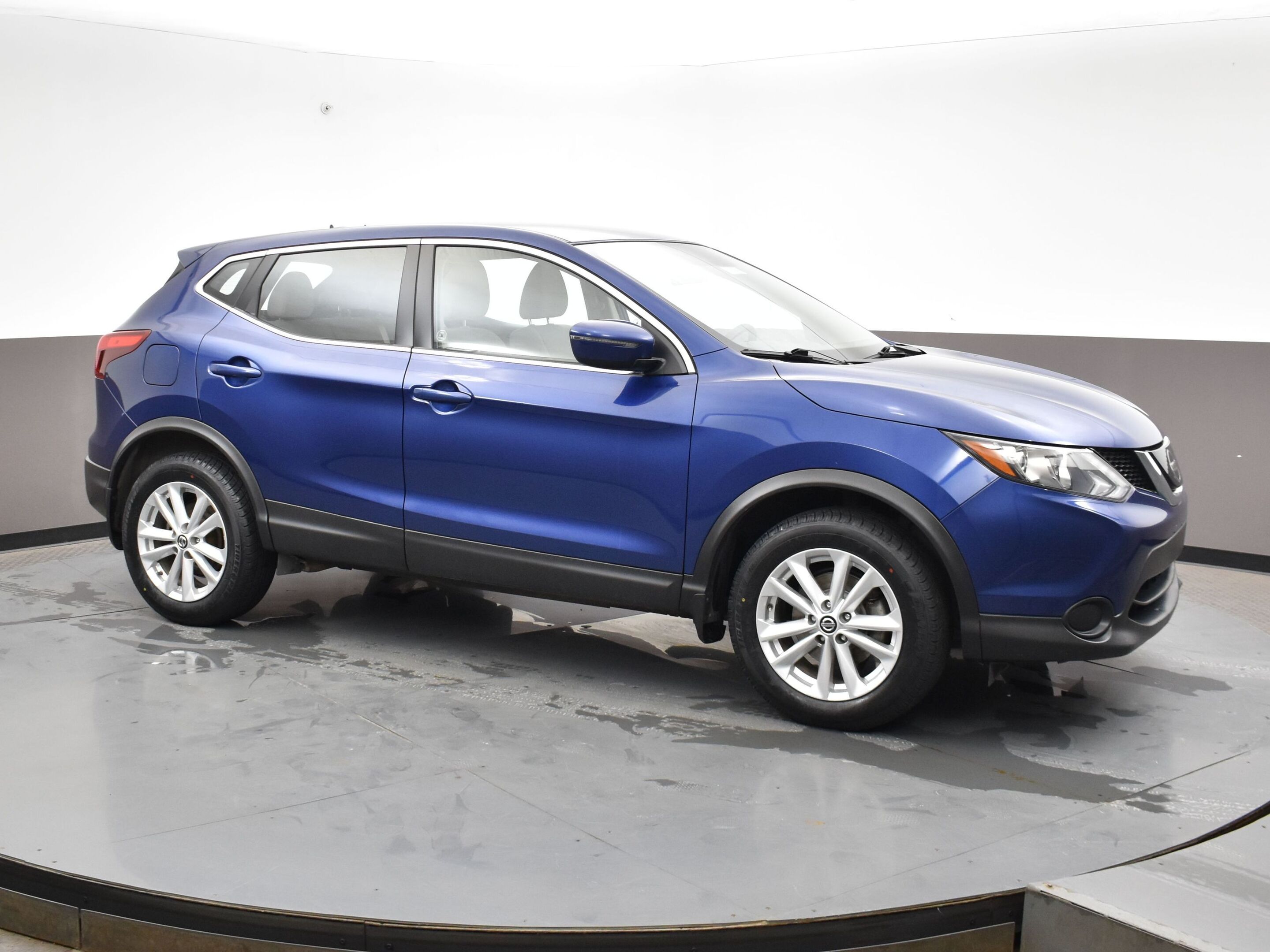 2019 Nissan Qashqai Just Traded w. Only 75K !!! AWD,