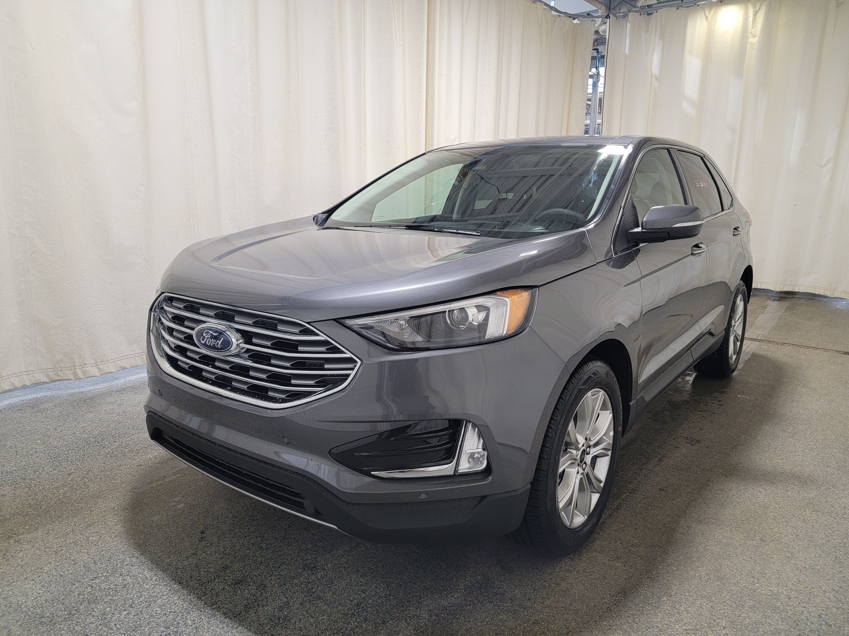 2024 Ford Edge TITANIUM 300A W/ COLD WEATHER PACKAGE