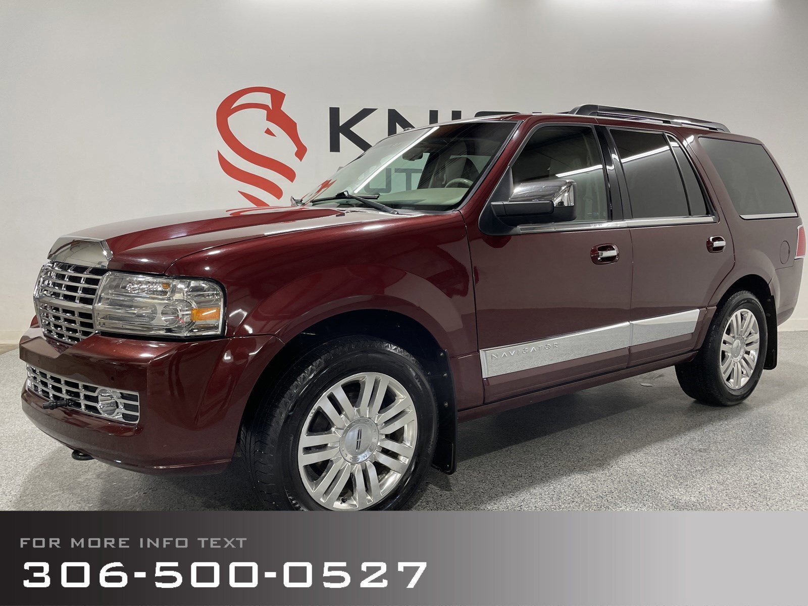 2012 Lincoln Navigator with 2nd Row Bench