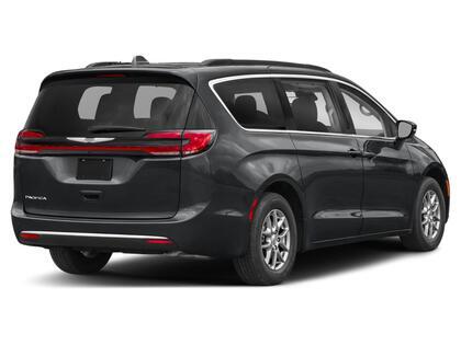 2022 Chrysler Pacifica Touring - AWD | 7 Seater | Carplay | Remote Start