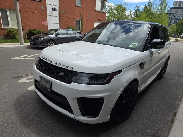 2021 Land Rover Range Rover Sport  SVR CLEAN CARFAX HEADS UP 360 CAMERA