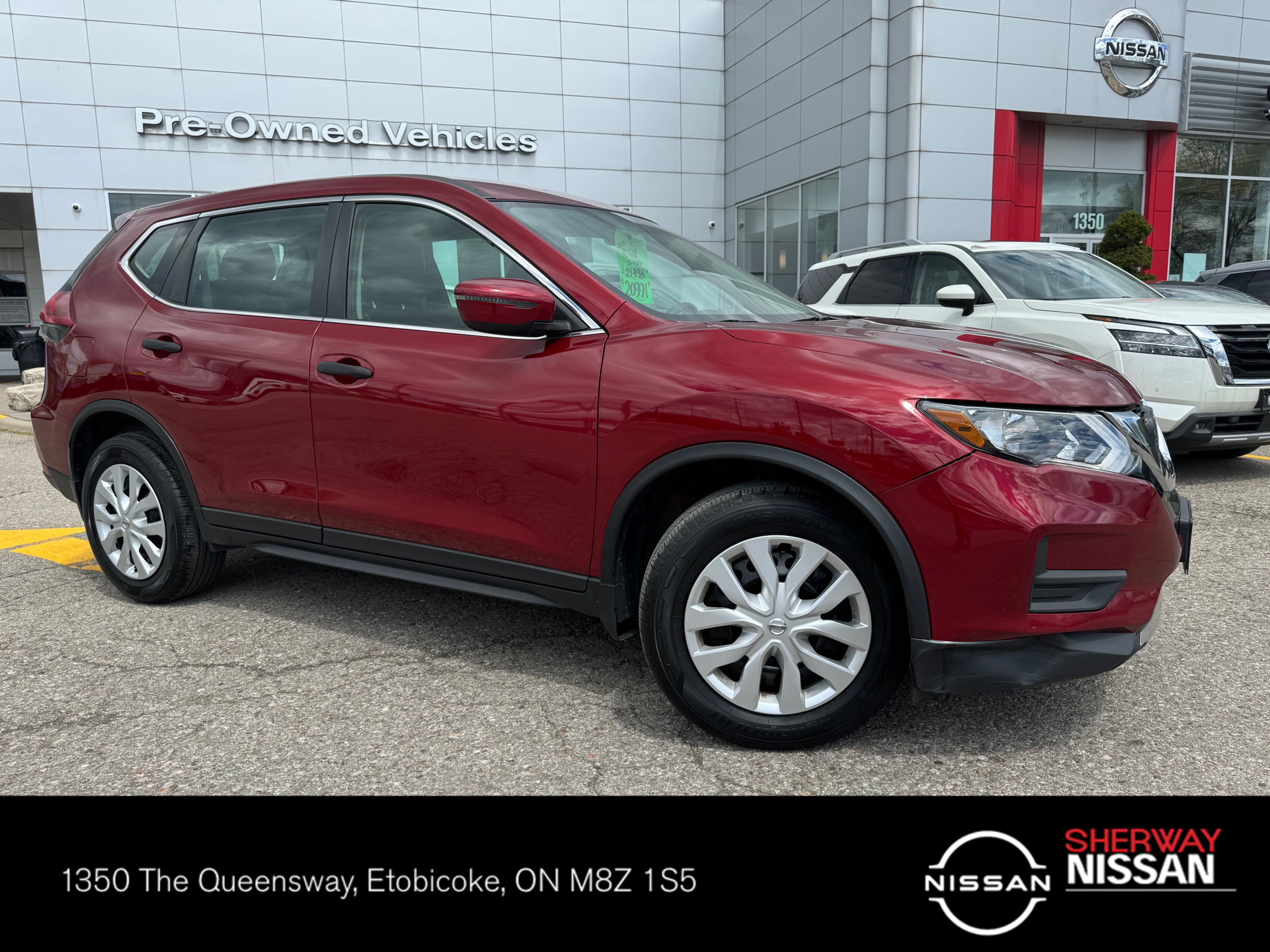 2020 Nissan Rogue LOW KM 1 0WNER TRADE WITH 57103 KMS. CLEAN CARFAX.