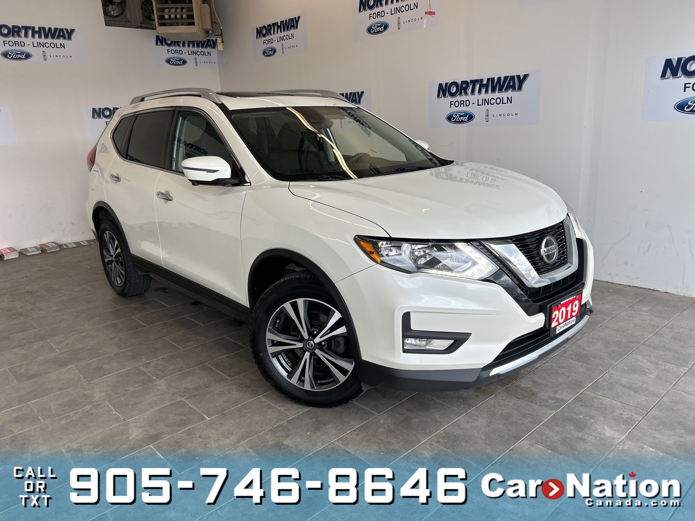 2019 Nissan Rogue SV | AWD | PANO ROOF | NAVIGATION | 1 OWNER