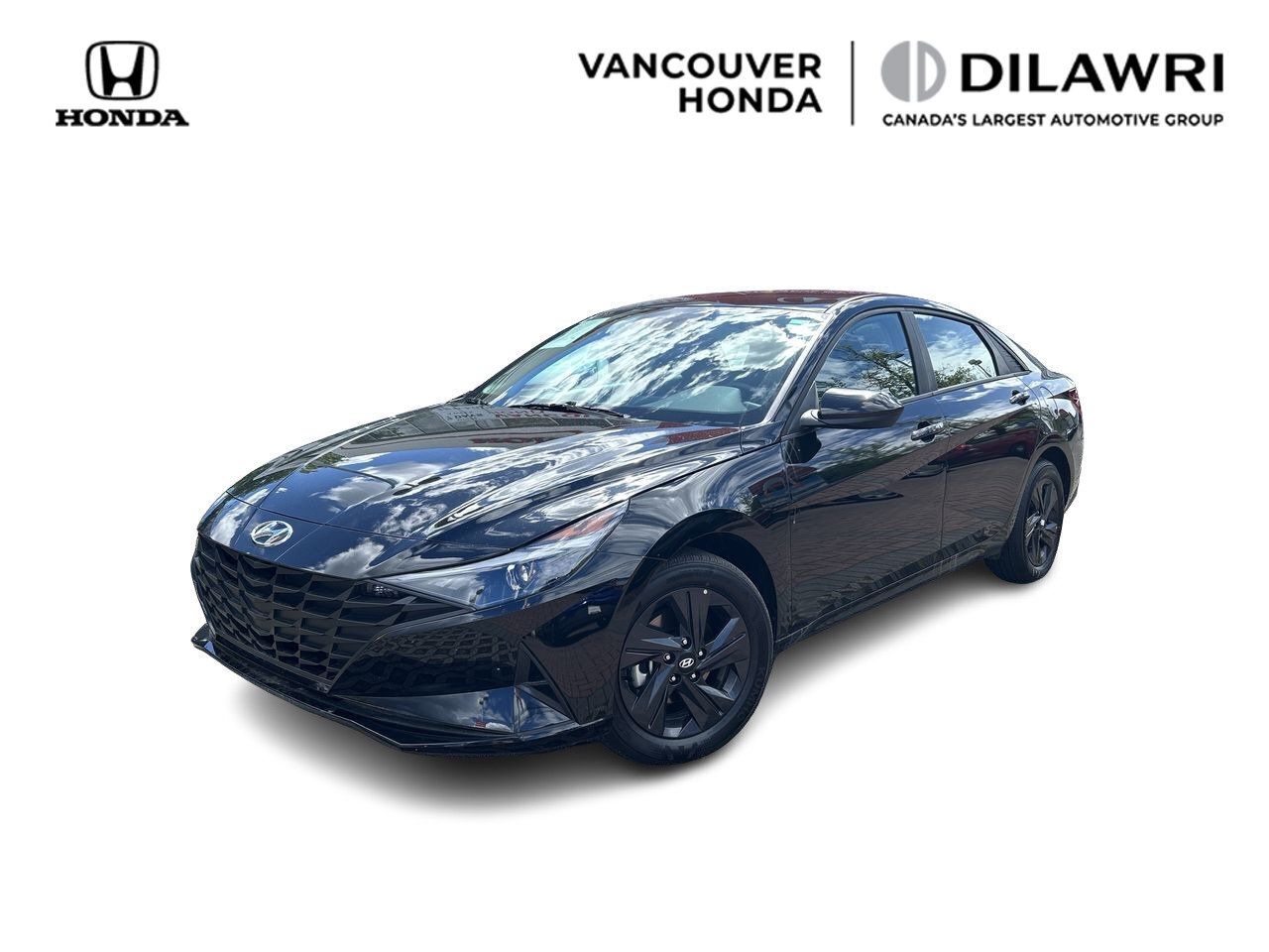2023 Hyundai Elantra Preferred | No Accidents | CarPlay | / 