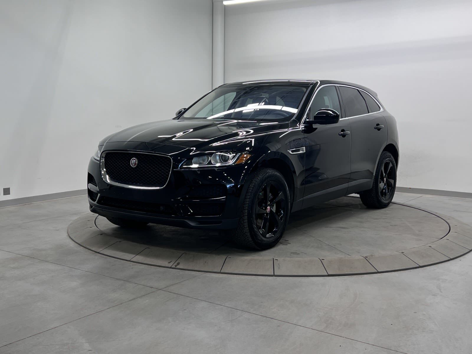 2020 Jaguar F-Pace CERTIFIED PRE OWNED RATES AS LOW AS 3.99%