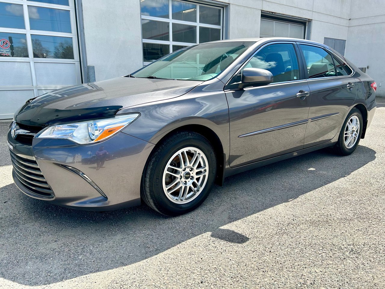 2016 Toyota Camry LE (A/C)