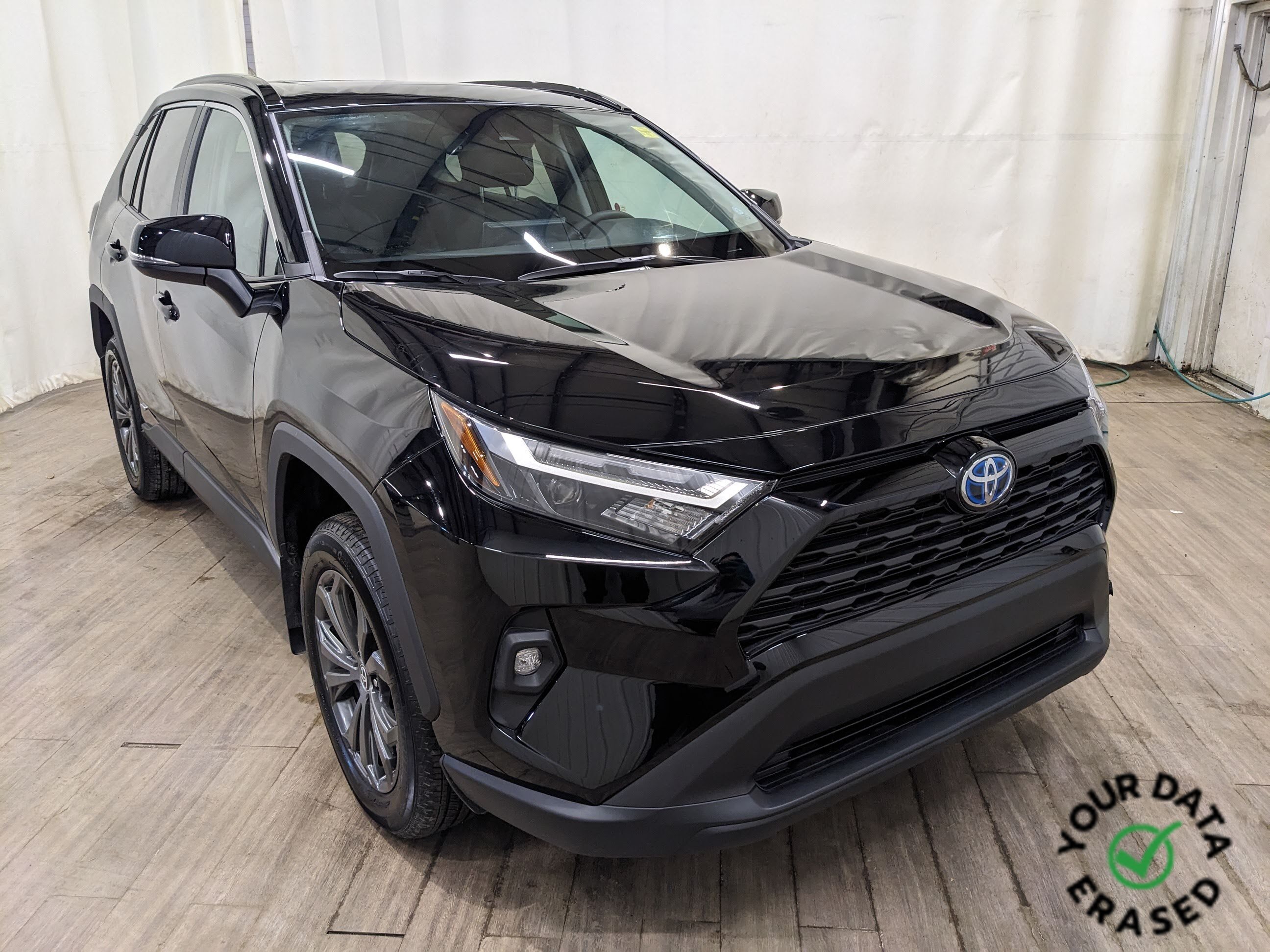 2023 Toyota RAV4 Hybrid XLE Premium Package AWD | No Accidents