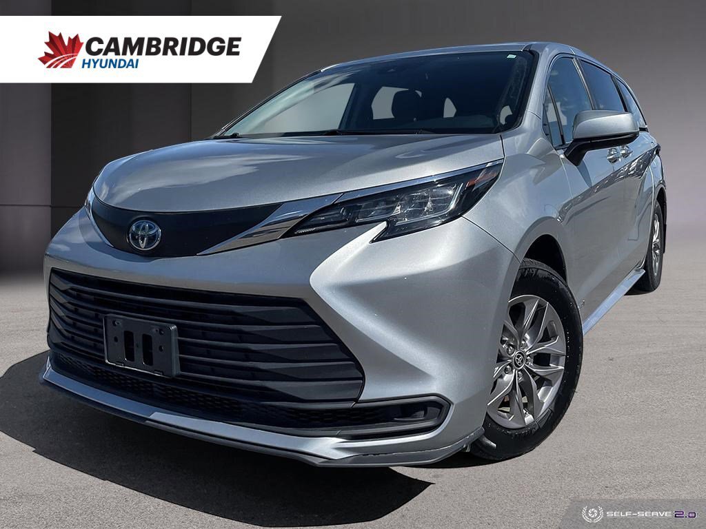 2021 Toyota Sienna LE | No Accidents | One Owner |