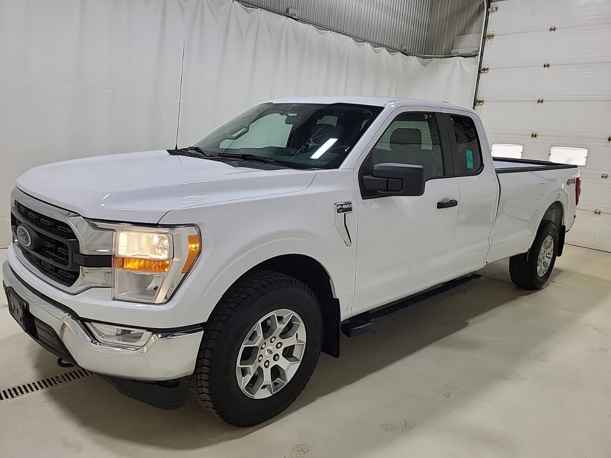 2021 Ford F-150 XLT, BTE 8P, REMORQUE 13 000 LBS