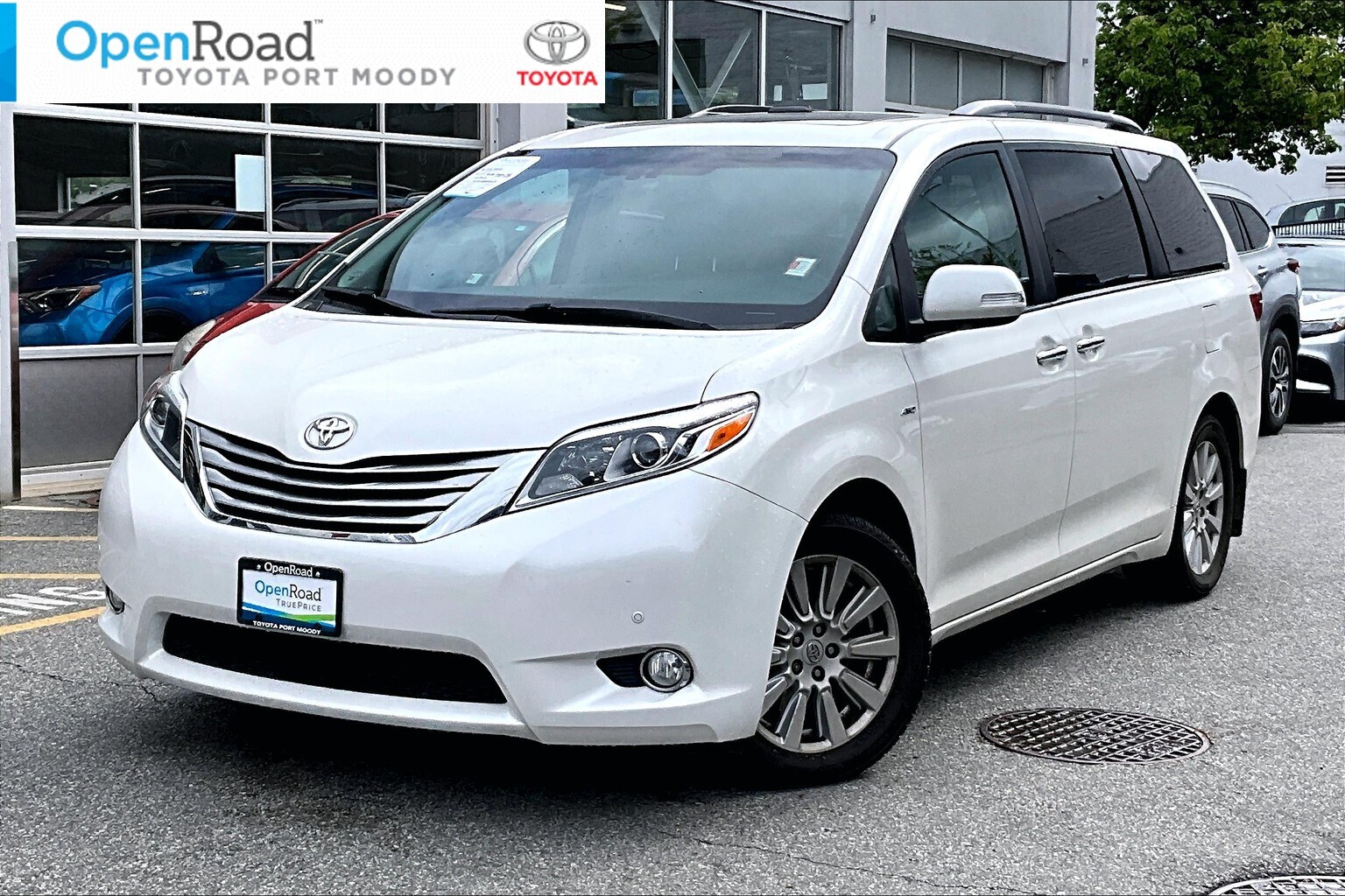 2017 Toyota Sienna XLE AWD 7-Passenger V6 |OpenRoad True Price |Local