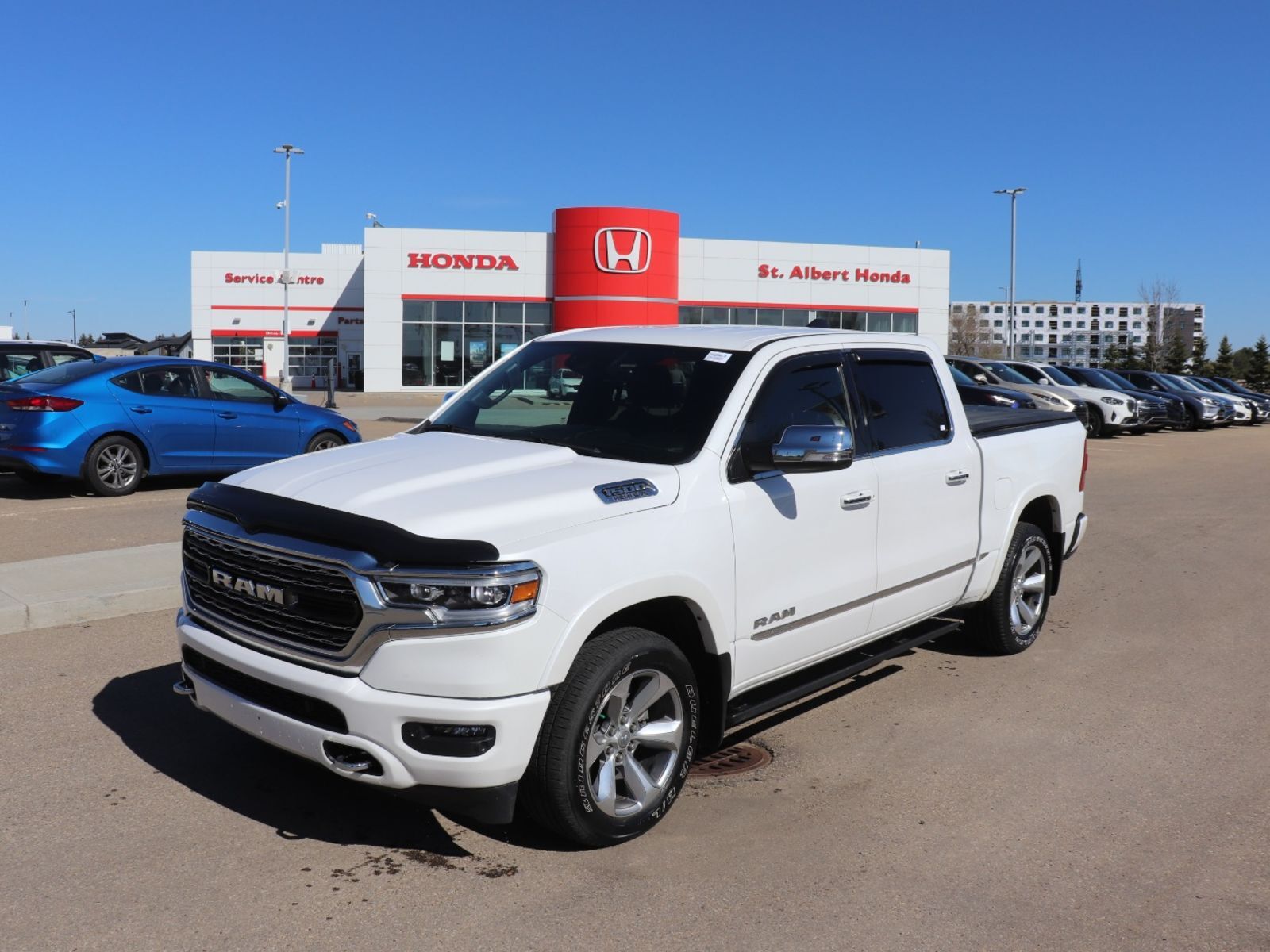 2022 Ram 1500 Limited: 4X4/5.7L V8/LEATHER/LOW KMS