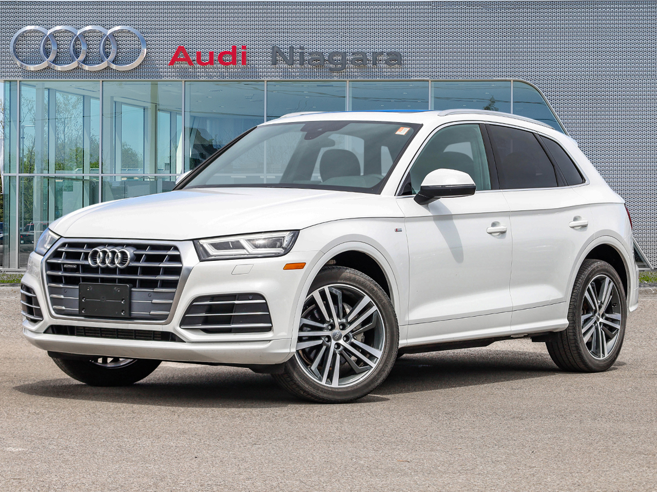 2020 Audi Q5 SPORT PACKAGE! LOCAL TRADE! ONE OWNER! 