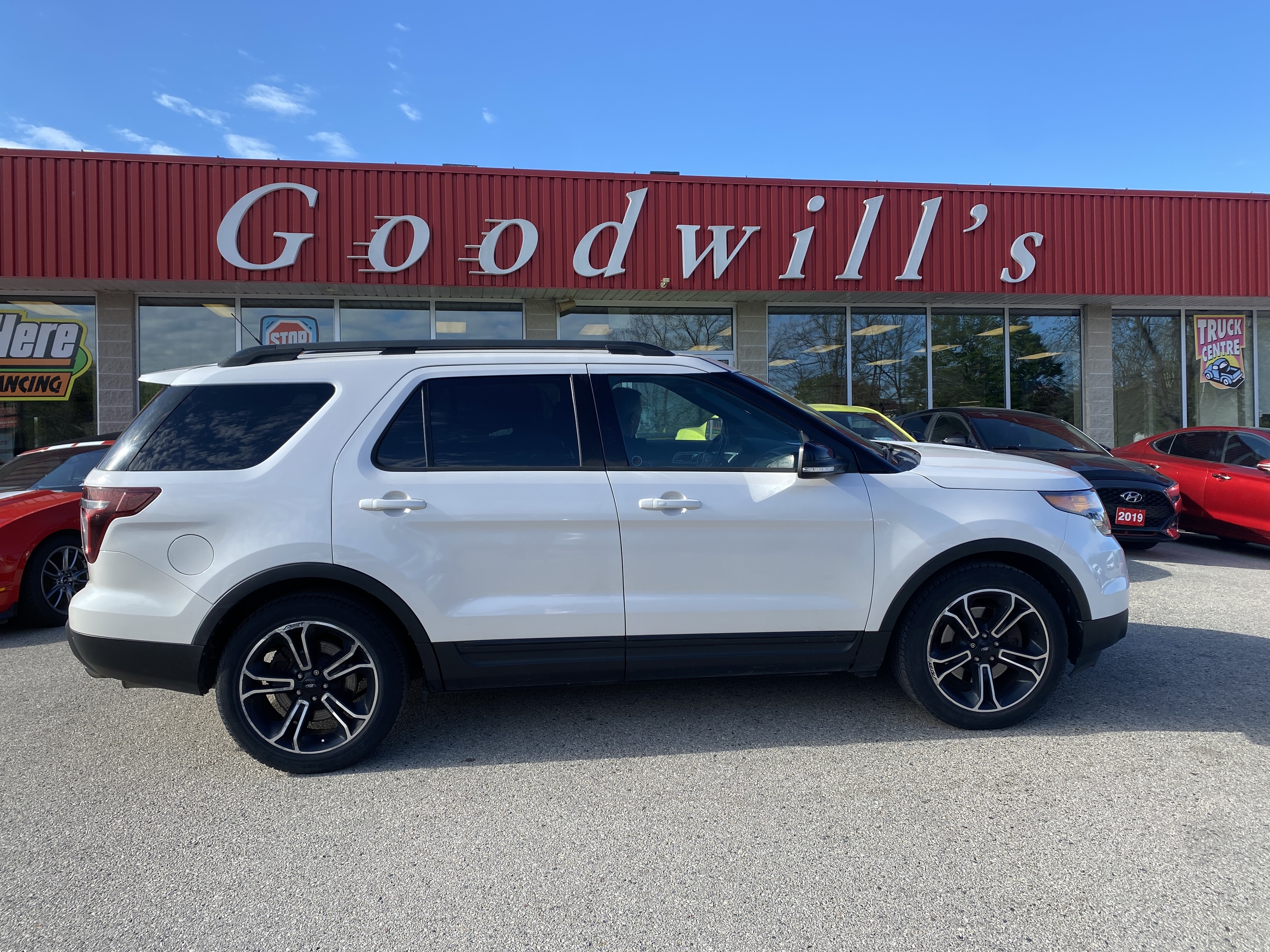 2015 Ford Explorer SPORT, HEATED/ COOLED LEATHER, SUNROOF, BACKUP CAM