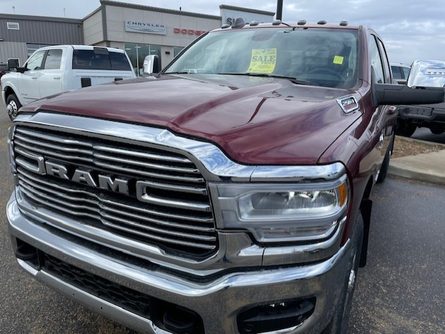 2024 Ram 2500 SAVE $12,000,,FREE DELIVERY IN ALBERTA!!