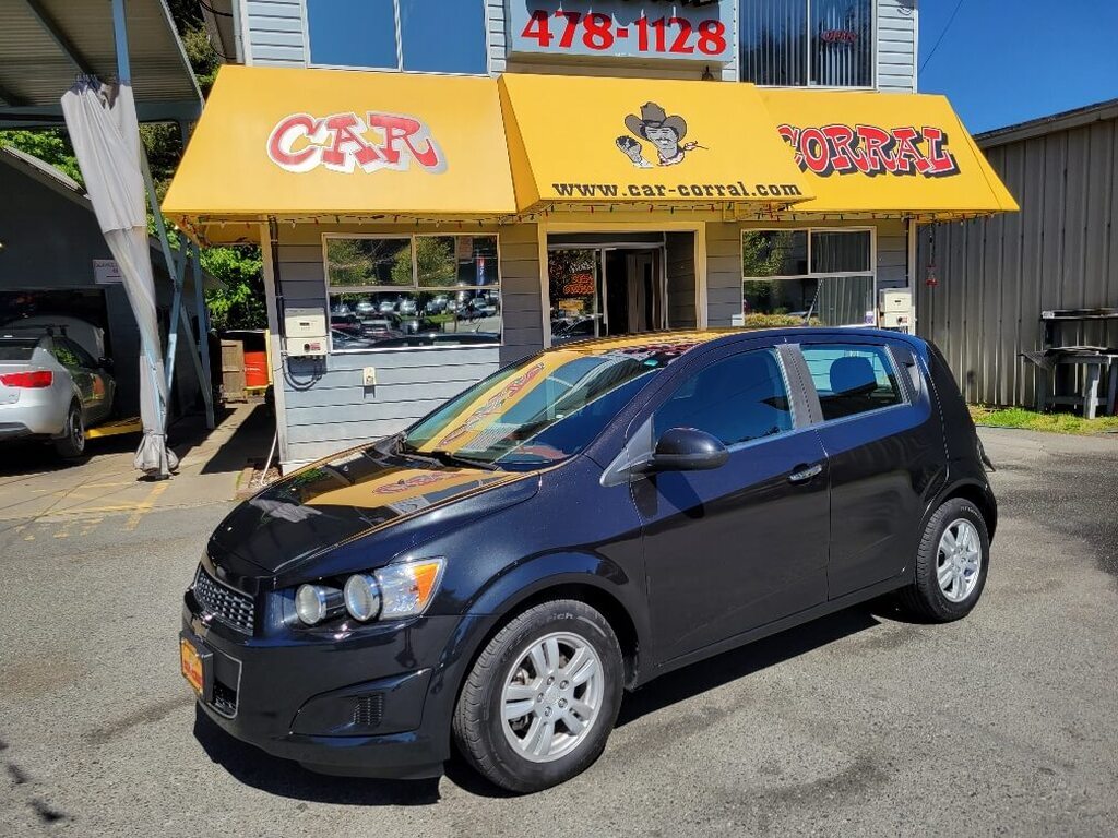 2014 Chevrolet Sonic 1.8 AT (138 hp)