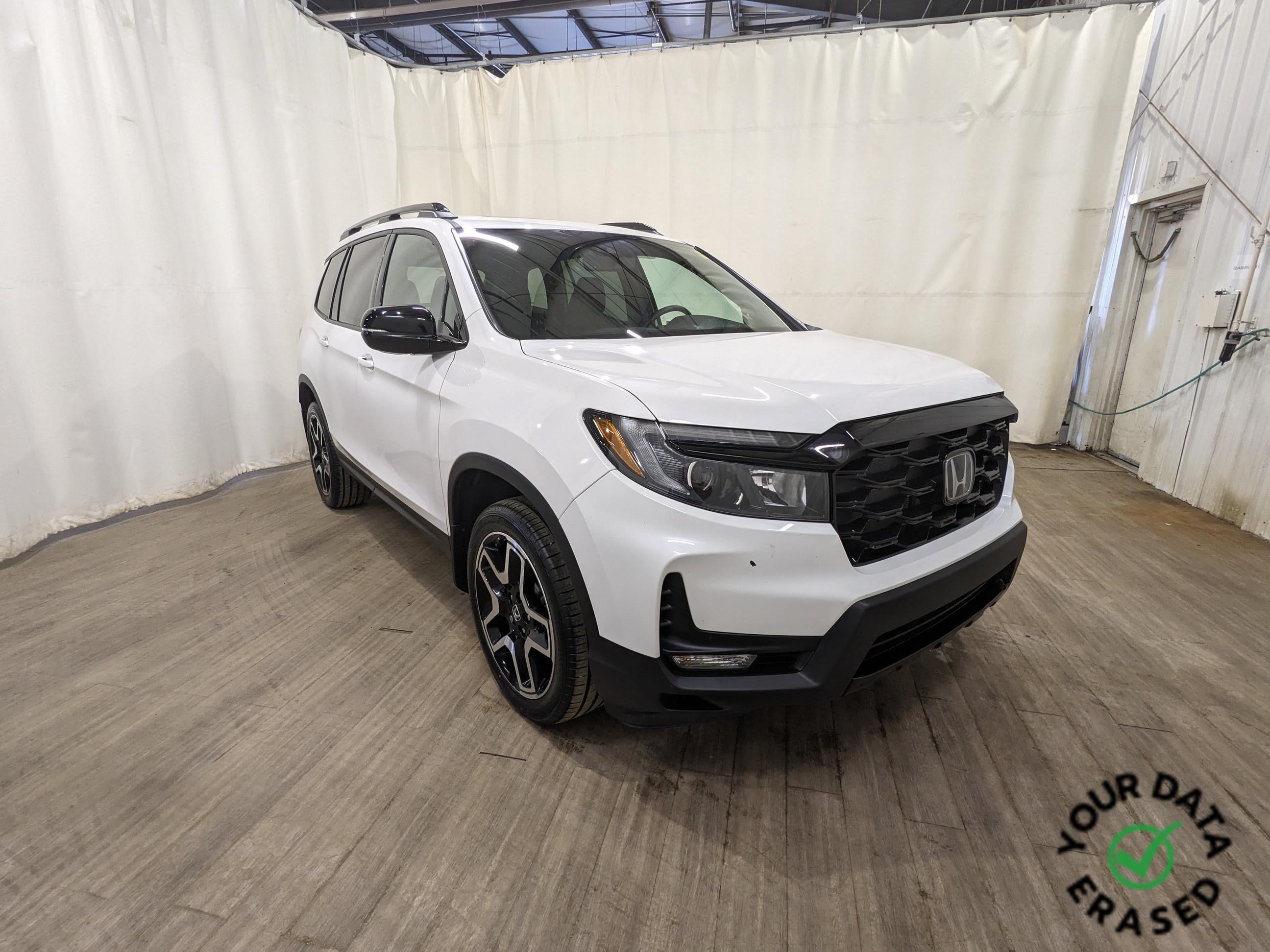 2023 Honda Passport Touring AWD | No Accidents | Leather | Sunroof