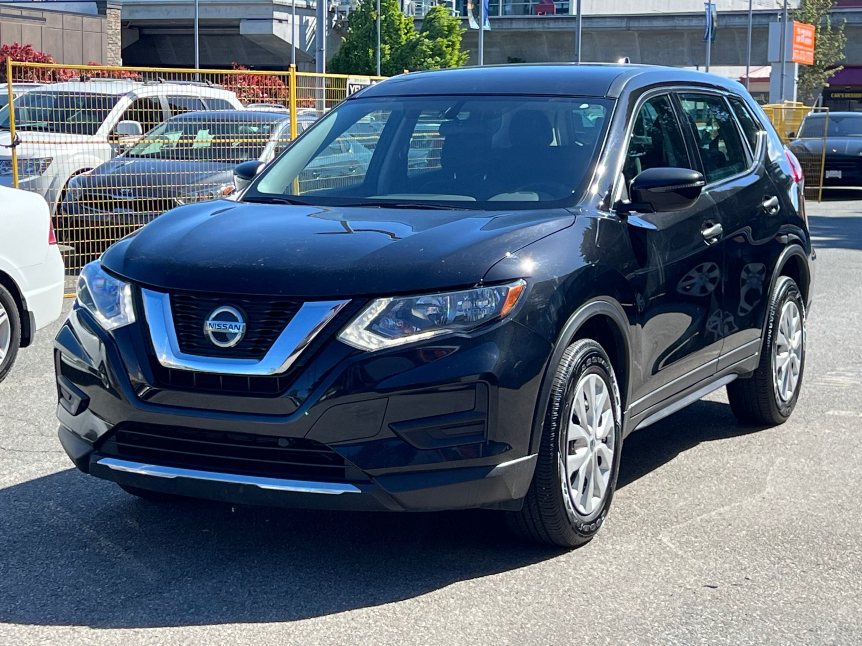 2018 Nissan Rogue AWD S/ NO ACCIDENT/ GOOD CONDITION