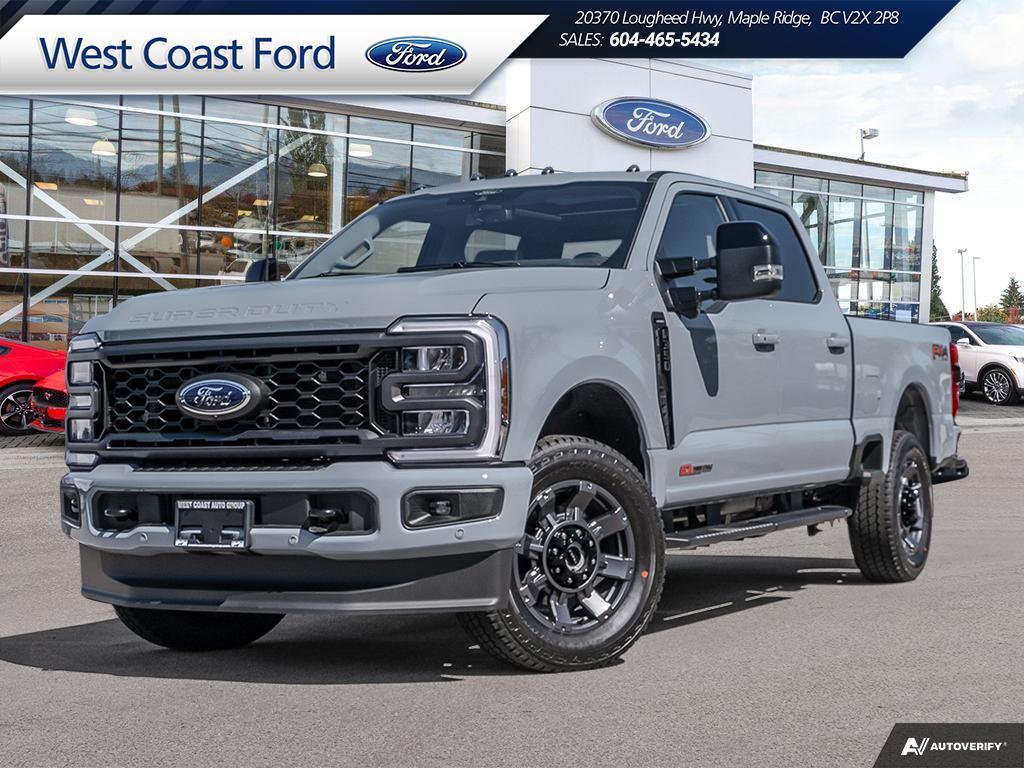 2024 Ford SuperDuty F-350® Lariat® Lariat - High Output Engine, Sport Appearance Pkg