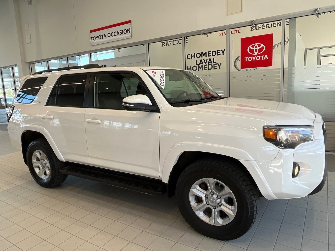 2016 Toyota 4Runner SR5 4X4 7 Places