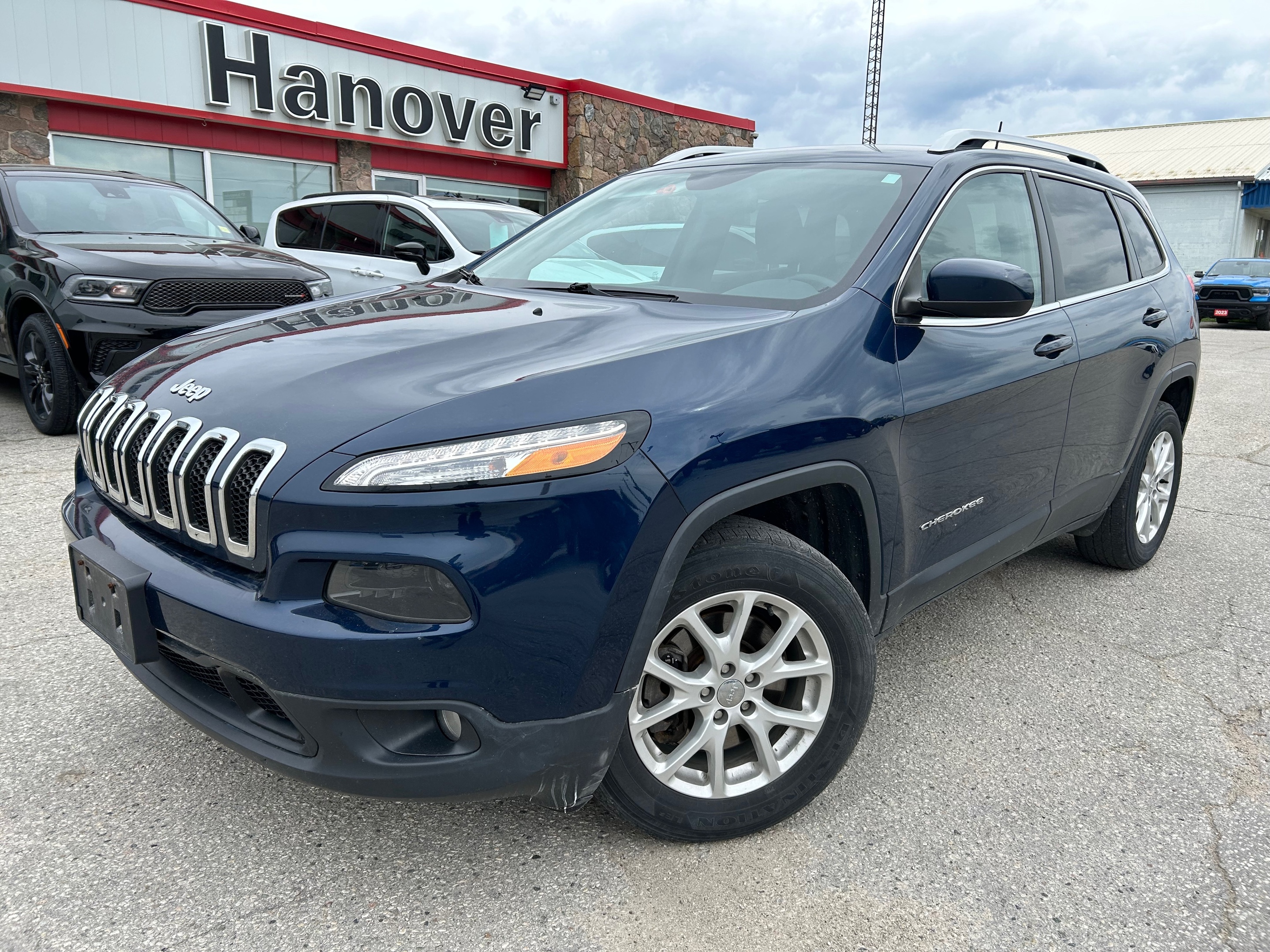 2018 Jeep Cherokee North One owner! Clean Carfax! Local Trade!