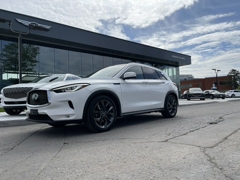 2019 Infiniti QX50 Sensory package / Two set of tires on Rims 