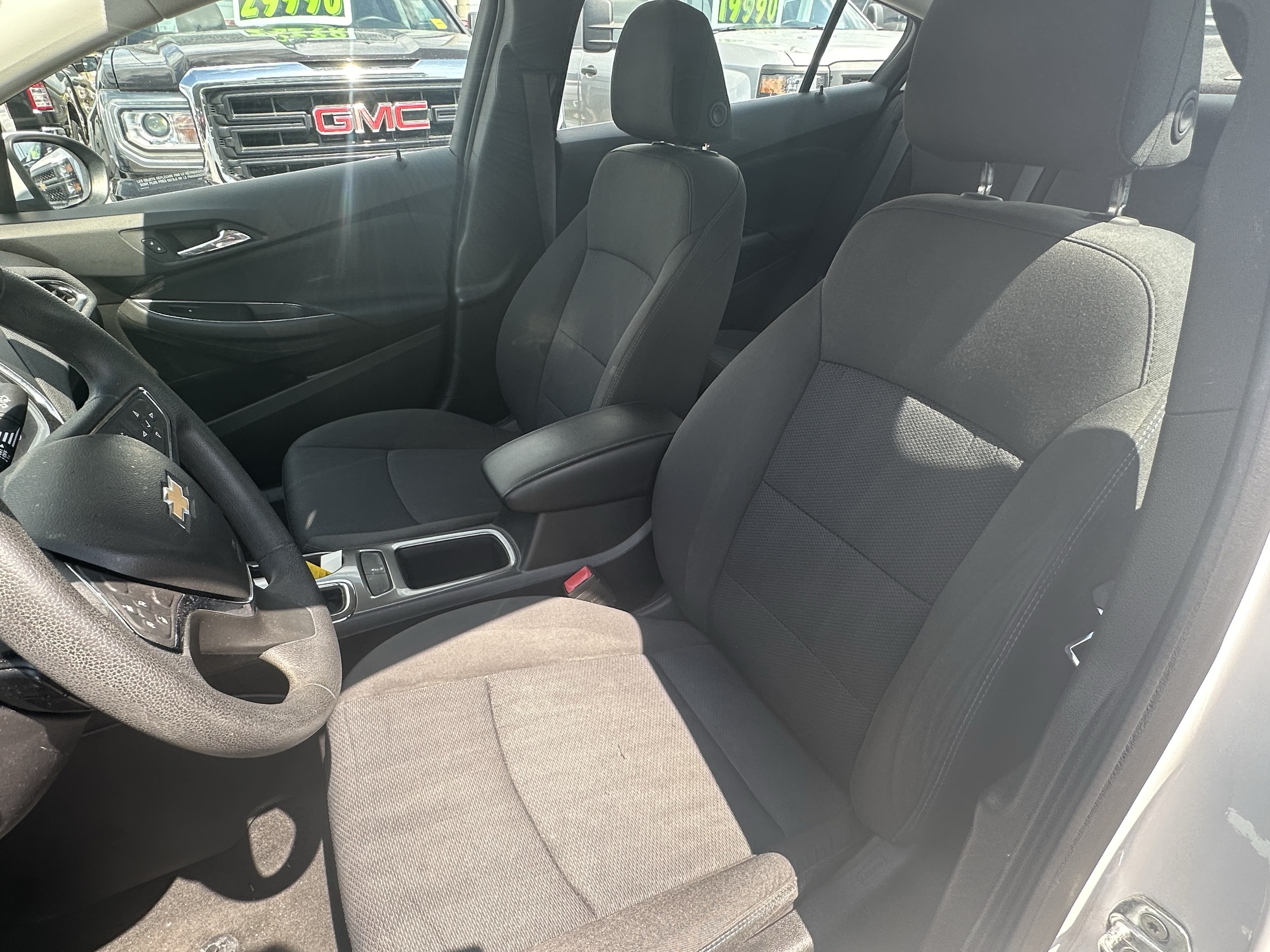 2018 Chevrolet Cruze LT  ~Backup Cam ~Bluetooth ~Heated Seats ~Alloys