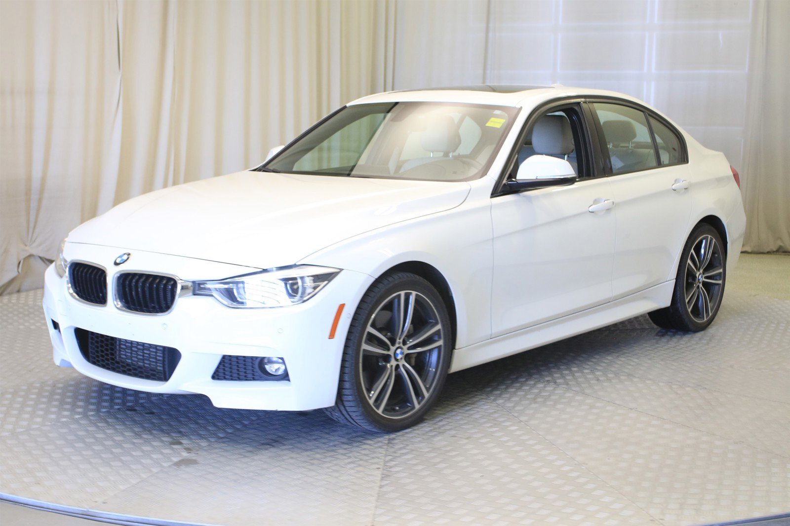 2016 BMW 3 Series 1 **New Arrival**