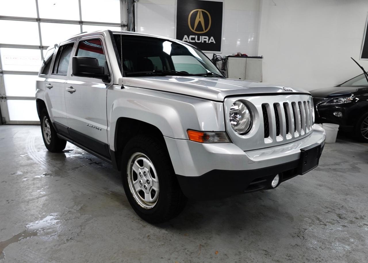 2014 Jeep Patriot NORTH EDITION,ALL SERVICE RECORDS,NO ACCIDENT 4X4