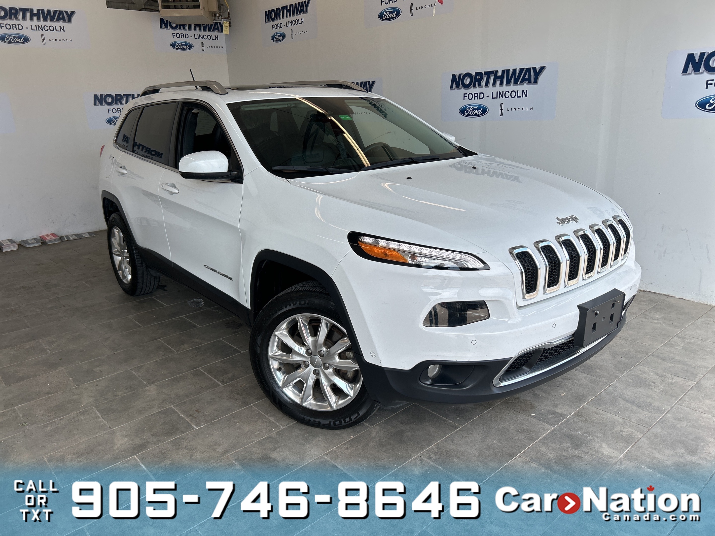 2015 Jeep Cherokee LIMITED | 4X4 | V6 | PANO ROOF | LEATHER | NAV