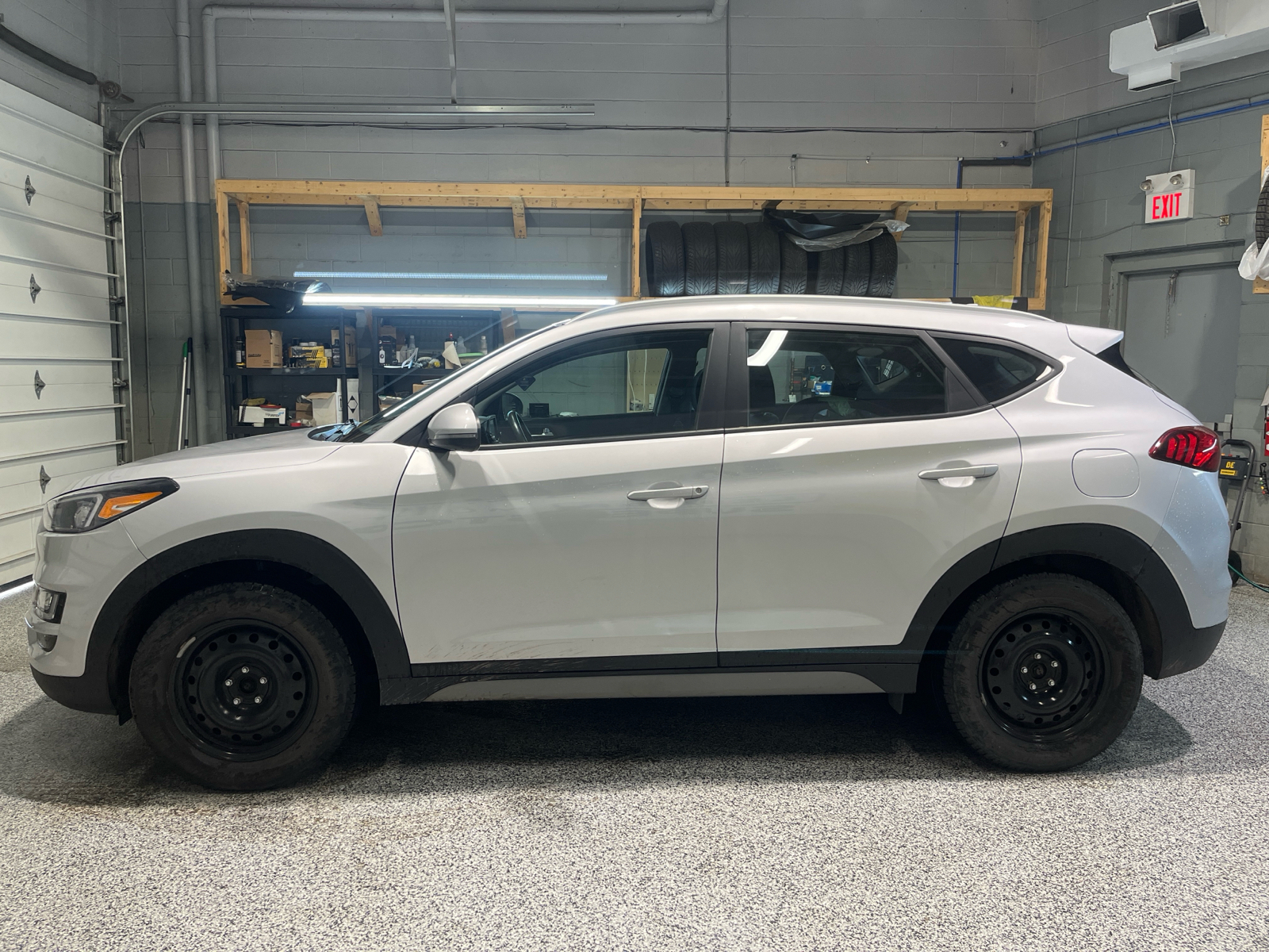 2019 Hyundai Tucson Preferred AWD  Another Set of Tires & Rims  Androi