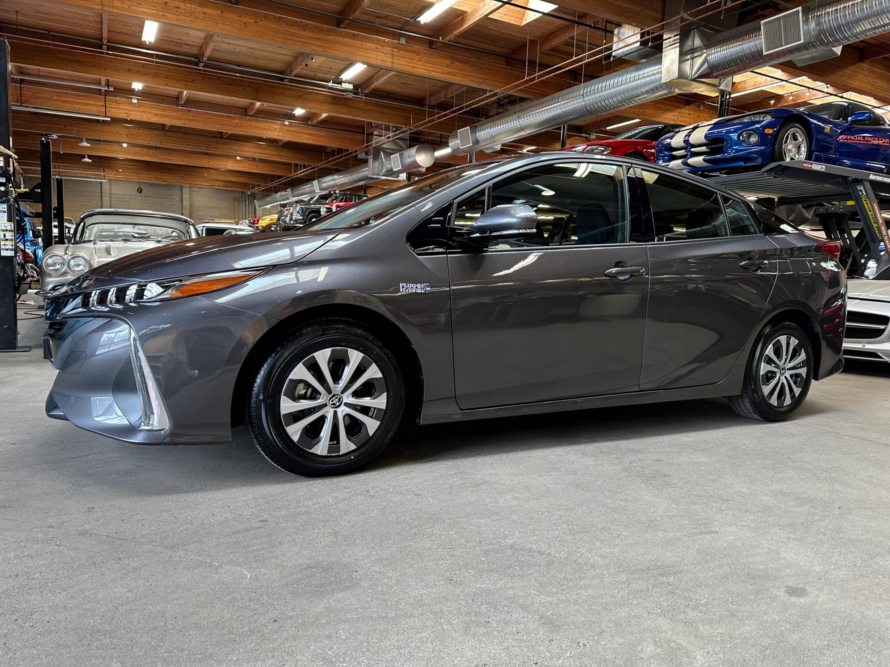 2020 Toyota Prius Prime Auto